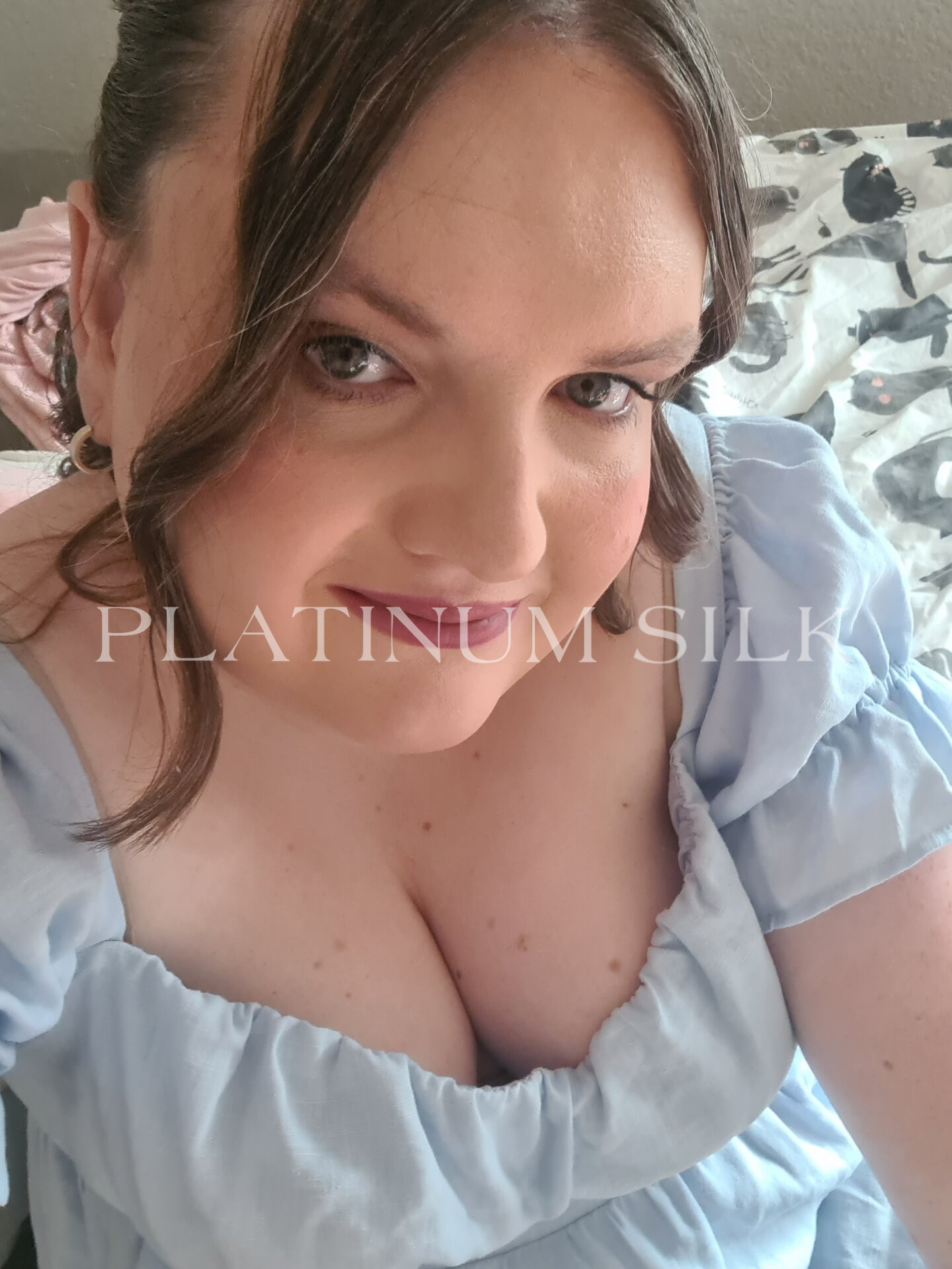 Voluptuous Athena